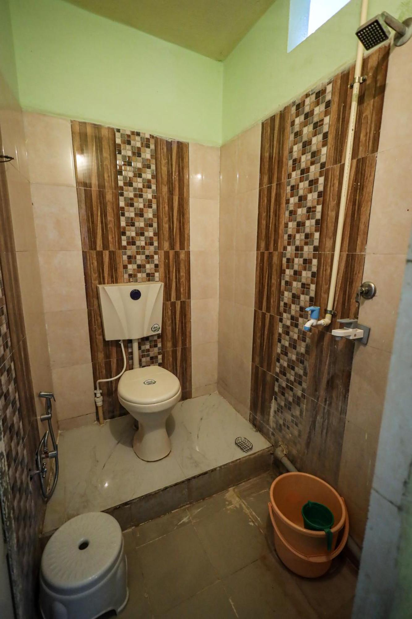 Rai Guest House Удджайн Экстерьер фото