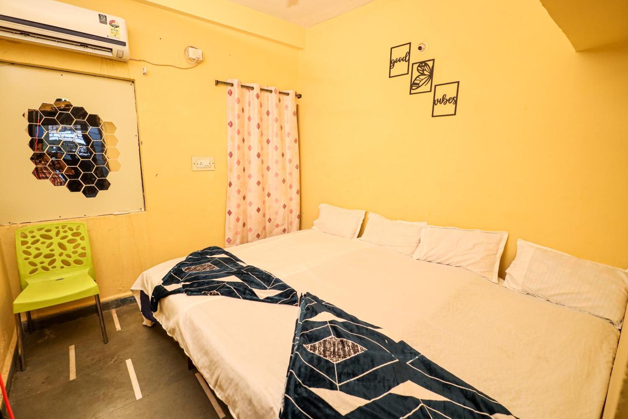 Rai Guest House Удджайн Экстерьер фото