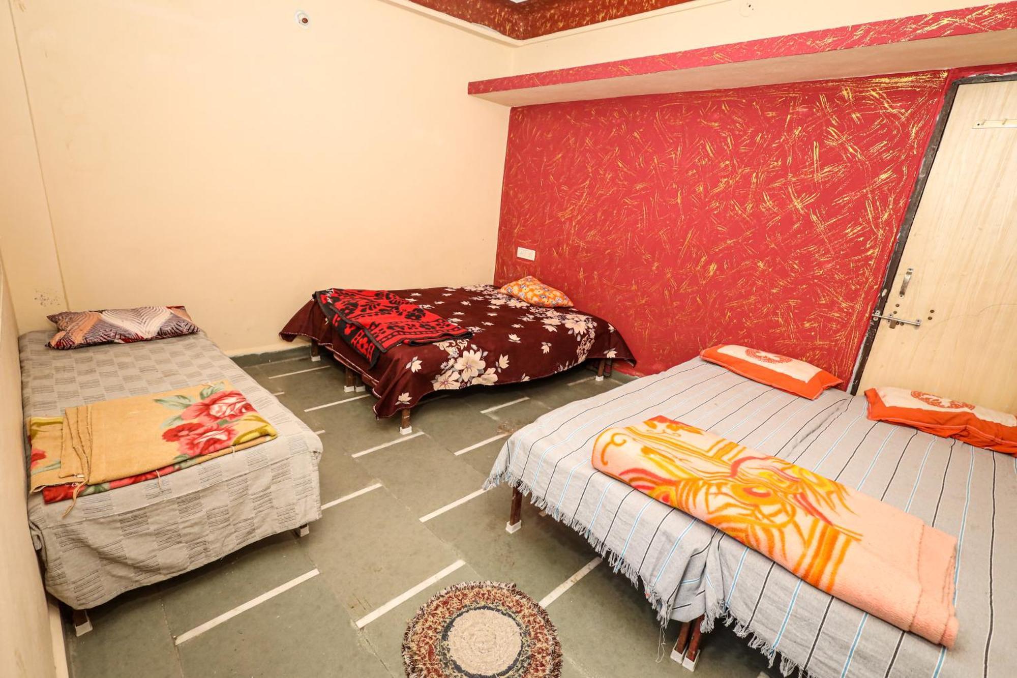 Rai Guest House Удджайн Экстерьер фото