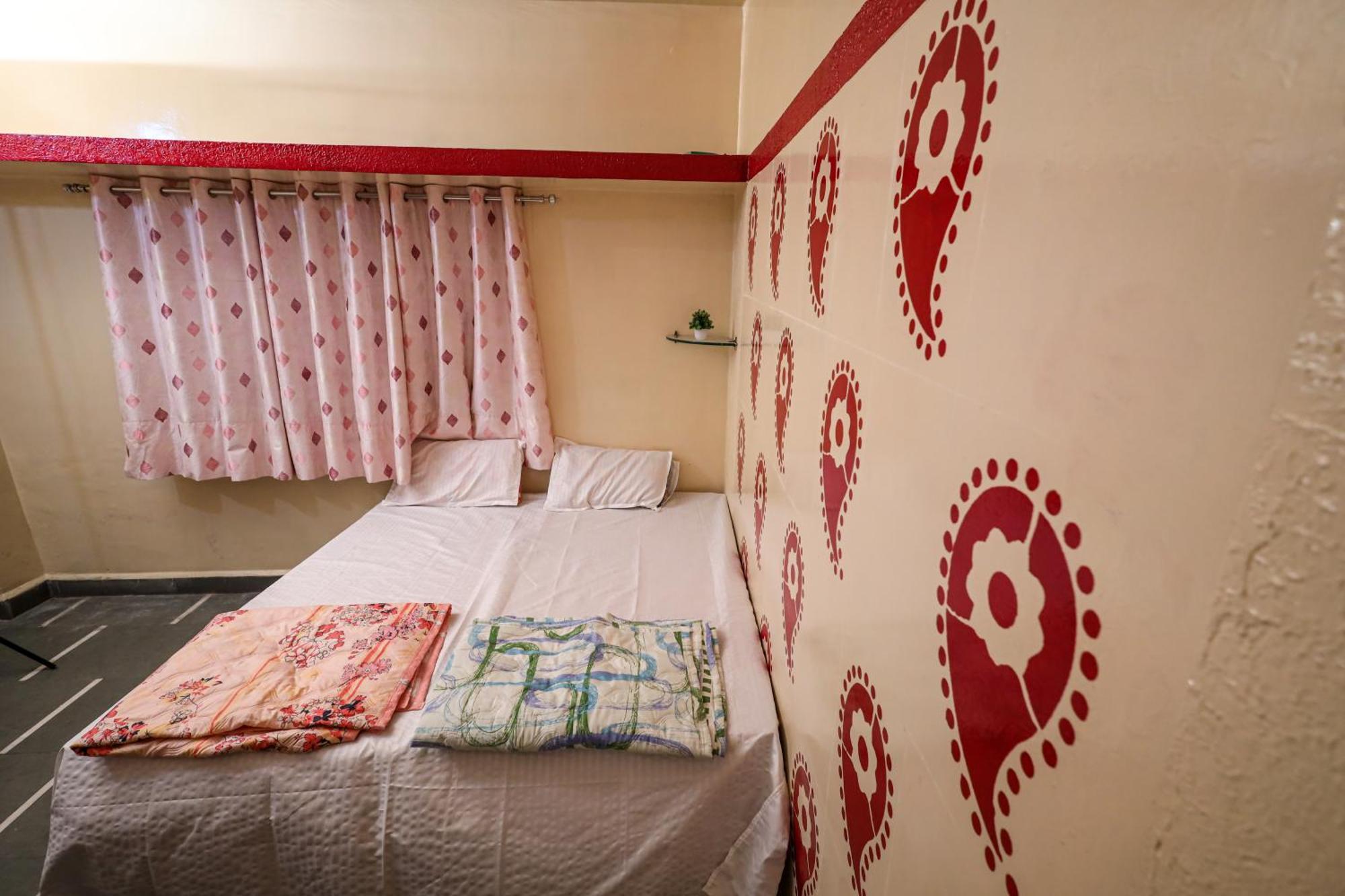 Rai Guest House Удджайн Экстерьер фото