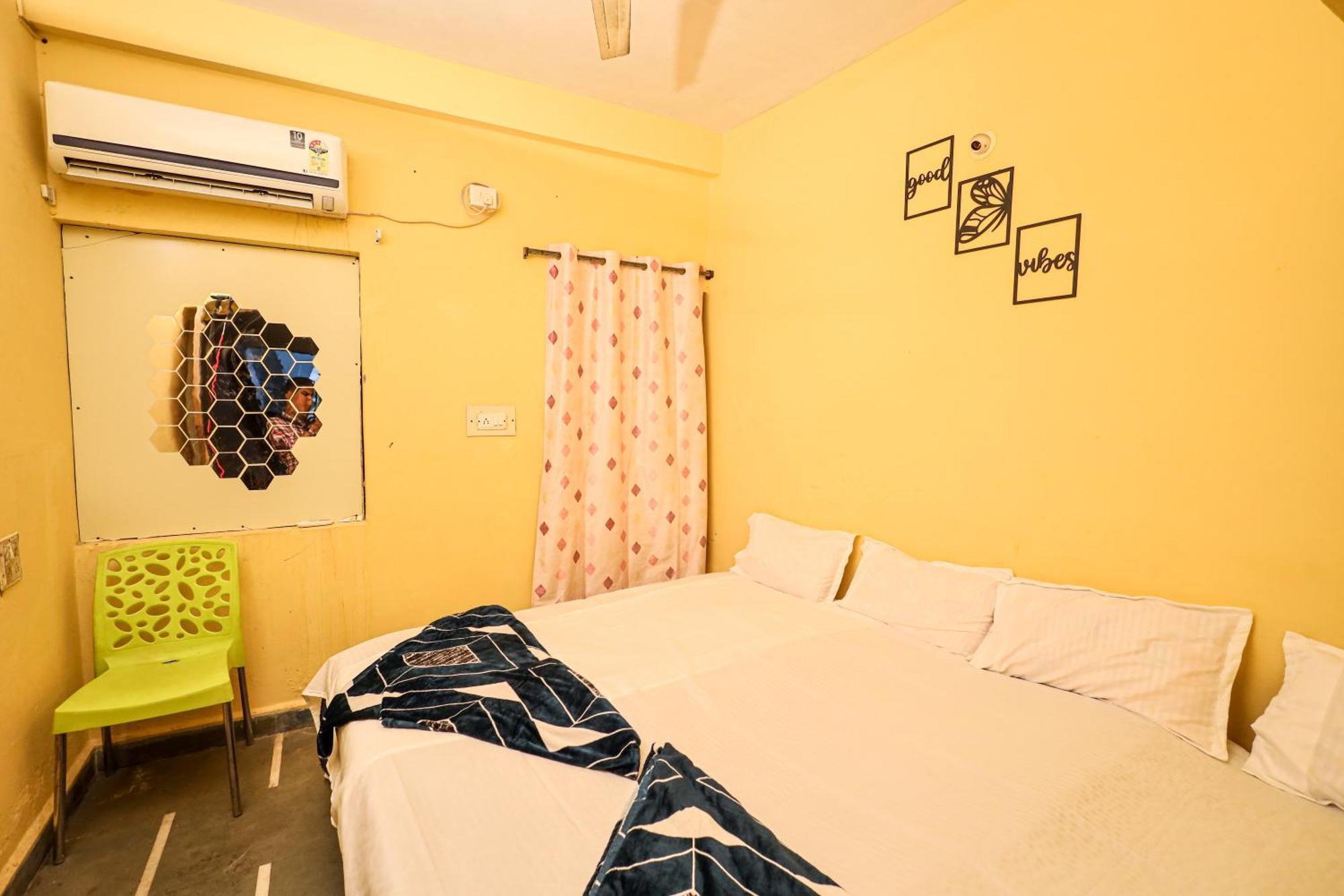 Rai Guest House Удджайн Экстерьер фото